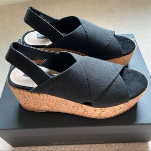 [NWT] Steve Steve Madden Caly Wedge Sandals